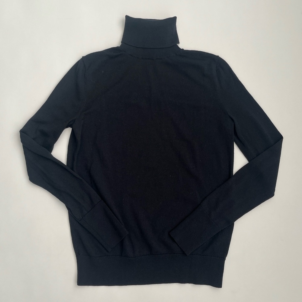 Gap women’s black extra fine merino wool turtleneck sweater